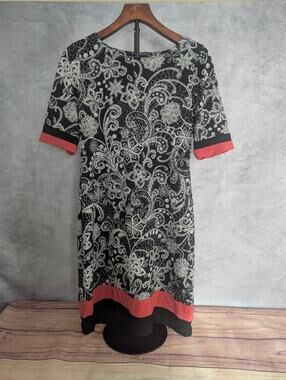 Madison Leigh Black & White Floral Paisley Dress w/ Coral Trim – Size 10